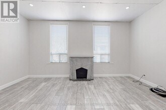 741 Queen St E in Toronto, ON - Building Photo - Building Photo
