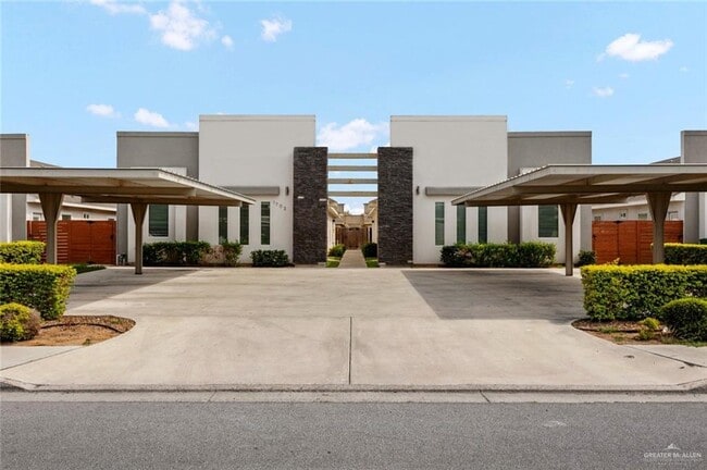 property at 12 West Dr