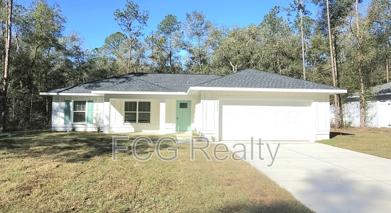 9848 Caravel Terrace in Citrus Springs, FL - Building Photo