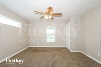 1065 SW Canary Terrace in Port St. Lucie, FL - Building Photo - Building Photo