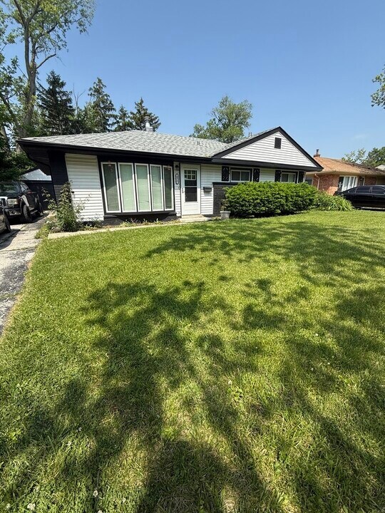 452 Indianwood Blvd in Park Forest, IL - Building Photo