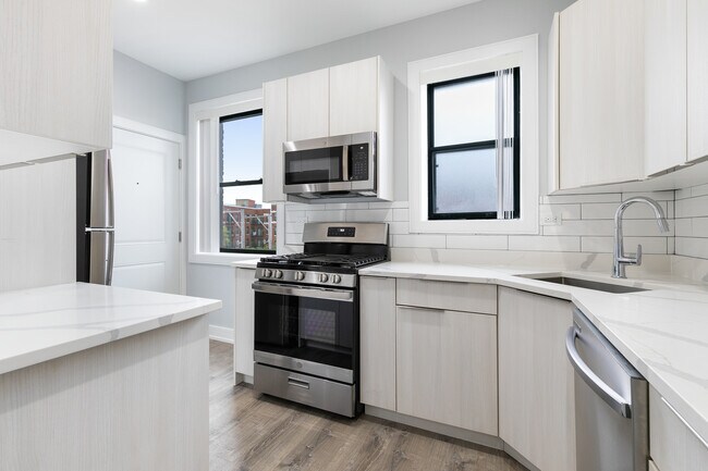 7624 N Eastlake Terrace in Chicago, IL - Foto de edificio - Building Photo