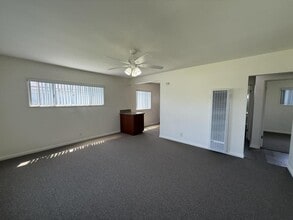 15558 Cornuta Ave in Bellflower, CA - Building Photo - Building Photo
