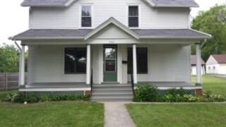 730 W Madison St in Lake Mills, WI - Building Photo