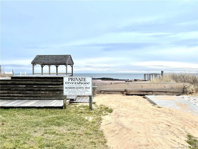 43 Neck Rd in Madison, CT - Building Photo - Building Photo