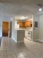 10773 CLEARY Blvd, Unit 209 in Plantation, FL - Foto de edificio - Building Photo