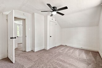 2432-2432 Berg St in Pittsburgh, PA - Building Photo - Building Photo