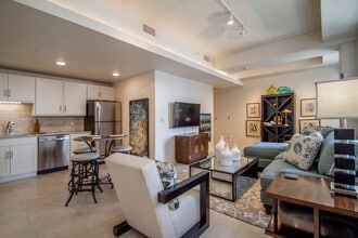 221 W 2nd St in Little Rock, AR - Building Photo - Building Photo