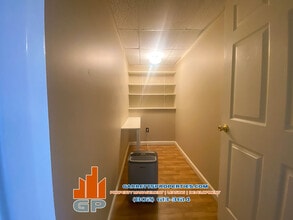 193 Browns River Rd, Unit 2 in Essex Junction, VT - Foto de edificio - Building Photo