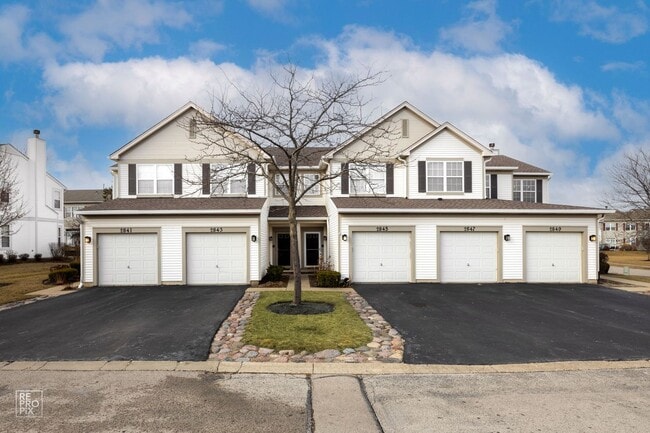 property at 2843 Falling Waters Dr