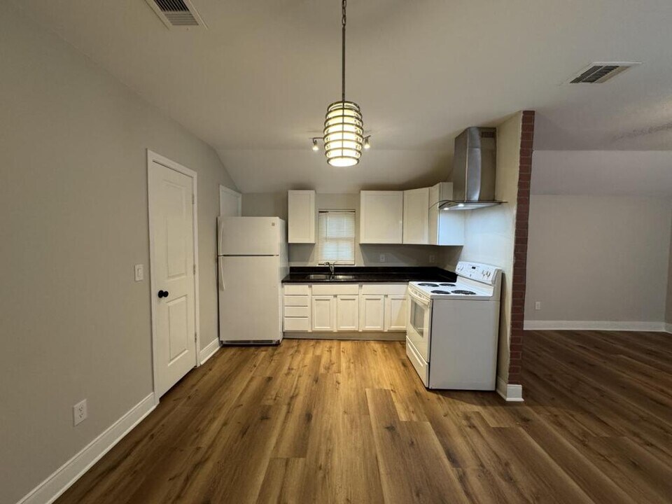 8001 Brutus St in Houston, TX - Building Photo