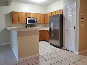 5811 Parkstone Crossing Dr in Jacksonville, FL - Building Photo - Building Photo