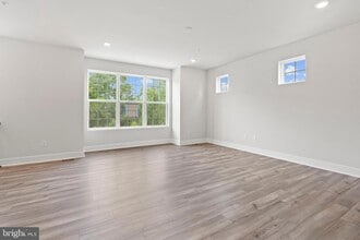 1904 Ritter Dr in Woodlawn, MD - Building Photo - Building Photo