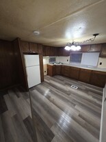 4744 Ellsworth Ln in Gary, IN - Building Photo