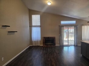 1461 Velasquez Ln in Tracy, CA - Building Photo - Building Photo