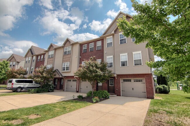 property at 2180 Knotty Pine Tr