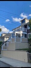 26 Hazelwood St, Unit Upper 1L in Boston, MA - Foto de edificio - Building Photo