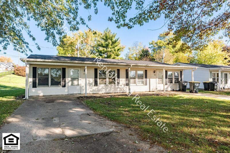 701 Lake Ave in Kendallville, IN - Building Photo