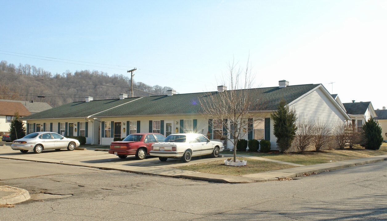 601 S 7th St in Ironton, OH - Building Photo