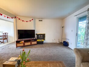 724 W 1720 N in Provo, UT - Foto de edificio - Building Photo