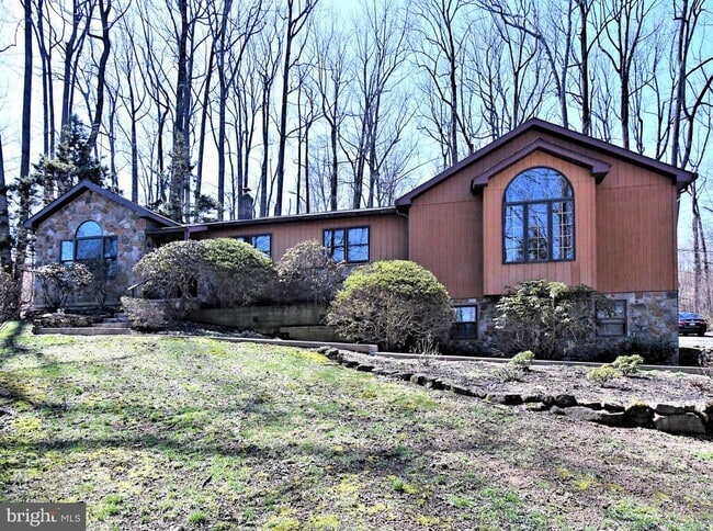 306 Cedar Hill Rd in Birdsboro, PA - Building Photo - Building Photo