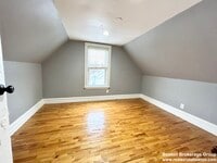 14 Batchelder St photo'