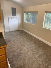 307 N Bowdish Rd, Unit Unit B in Spokane Valley, WA - Building Photo - Building Photo