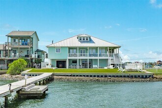 9680 Airway Ln in Galveston, TX - Building Photo - Building Photo