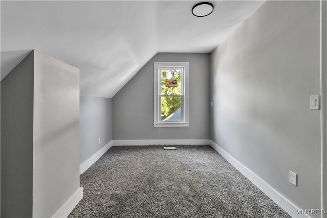 property at 2 Dewitt St