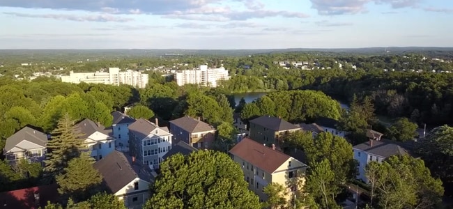 33 Everard St, Unit 3 in Worcester, MA - Foto de edificio - Building Photo