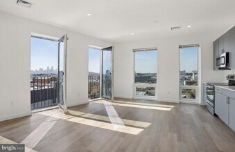 1701 N Front St in Philadelphia, PA - Building Photo - Building Photo