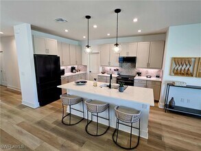 10933 Preachers Cv Ln in Ft. Myers, FL - Building Photo - Building Photo