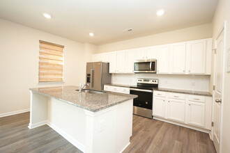 3120 Blf Hl Ln in Charlotte, NC - Building Photo - Building Photo