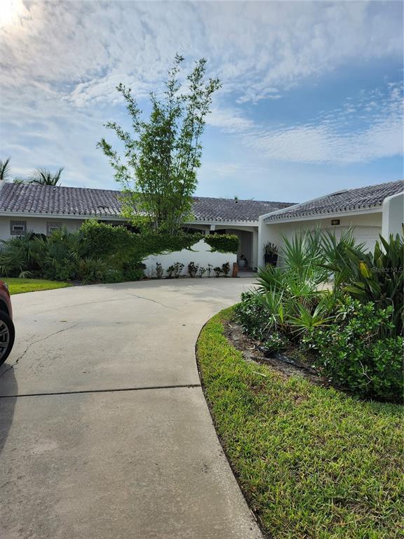 property at 470 Bal Harbor Blvd