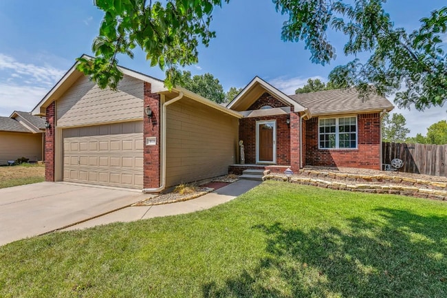 10810 E Mount Vernon St in Wichita, KS - Foto de edificio - Building Photo