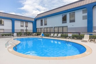 Hilltop Lofts in Rome, GA - Foto de edificio - Building Photo