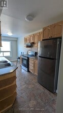401-401 Sewells Rd in Toronto, ON - Building Photo - Building Photo
