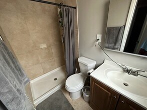 107 N Public Rd, Unit C in Lafayette, CO - Foto de edificio - Building Photo