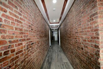 14 Gouverneur St in Newark, NJ - Building Photo - Building Photo