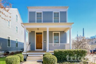 3301 N Mester St in St. Charles, MO - Building Photo