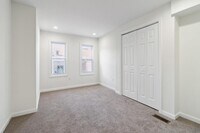 912 N Milton Ave photo'