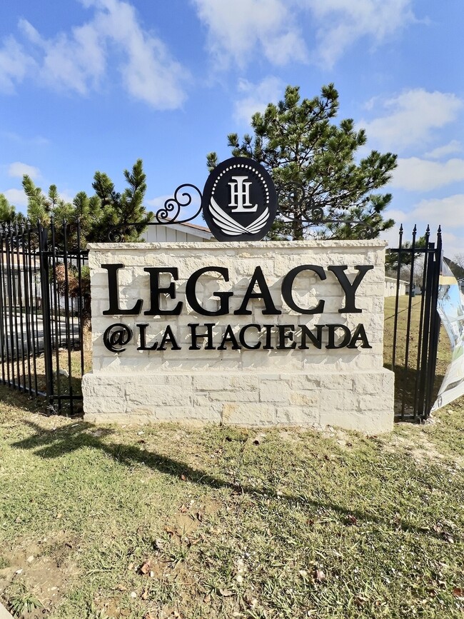 Legacy @La Hacienda in Owasso, OK - Building Photo - Building Photo