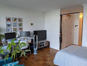 801 N Pitt St in Alexandria, VA - Building Photo - Building Photo