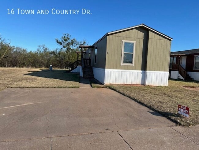 16 Town and Country Dr in Wichita Falls, TX - Building Photo - Building Photo