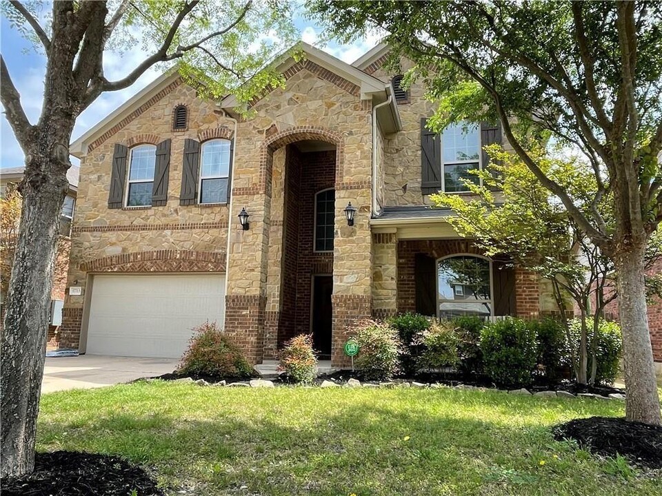 17713 Turning Stream Ln in Pflugerville, TX - Building Photo