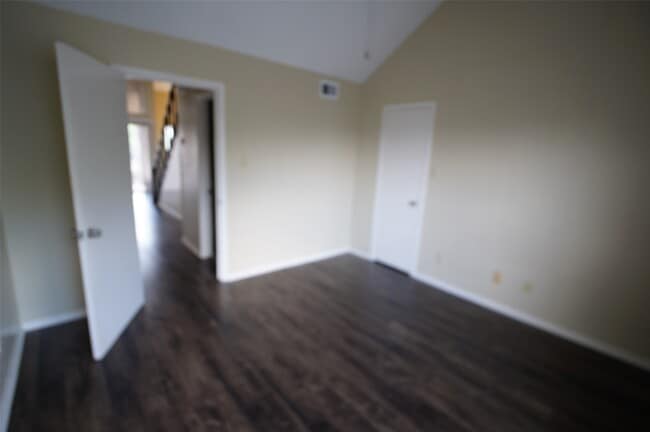 8263 Sands Point Dr