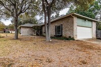 7815 Merrywood in San Antonio, TX - Building Photo - Building Photo