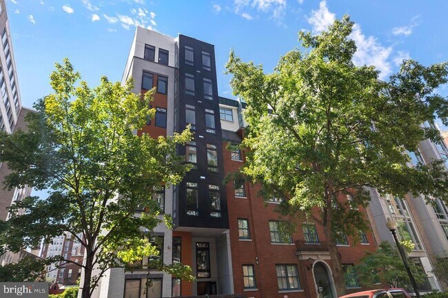 1208 M St NW in Washington, DC - Building Photo - Building Photo