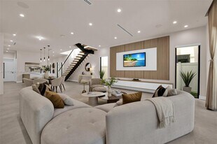 920 NE 17th Ave in Fort Lauderdale, FL - Building Photo