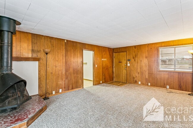 property at 1723 N Holyoke St